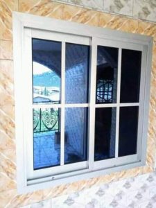 fenêtre sur mesure à Saubrigues